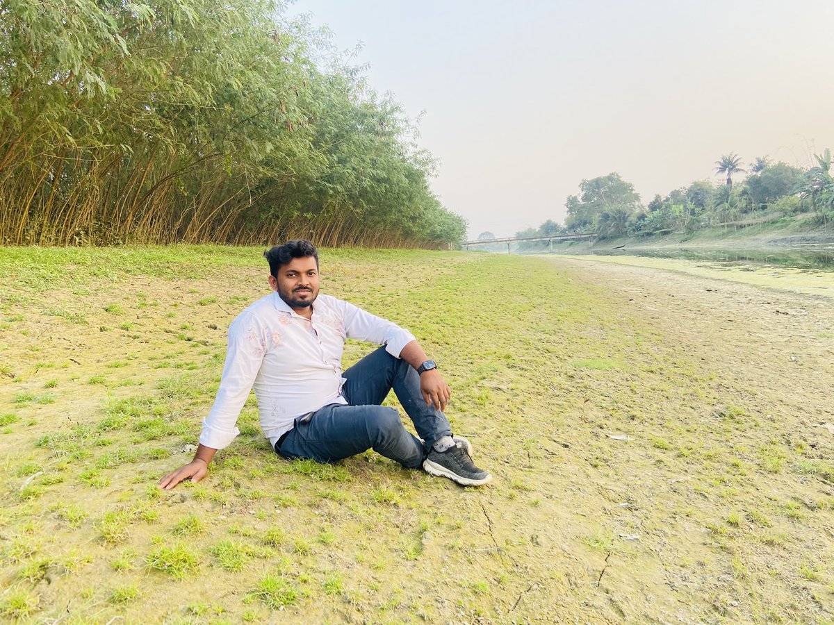 HabibxBD's tweet photo. Lost in the beauty of the #village 🏡🌿 https://t.co/HPLTFoLTEH