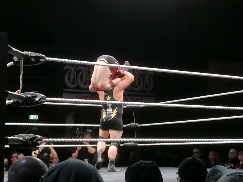 shaunathegrinch's tweet image. A few more from #WeLoveWrestling earlier today on #wXw16carat weekend. "The Sigma" #Levaniel / #MarcEmpire becoming the new wXw Academy Champion! 💪 / Main event: #BobbyGunns Vs #MochizukiJr