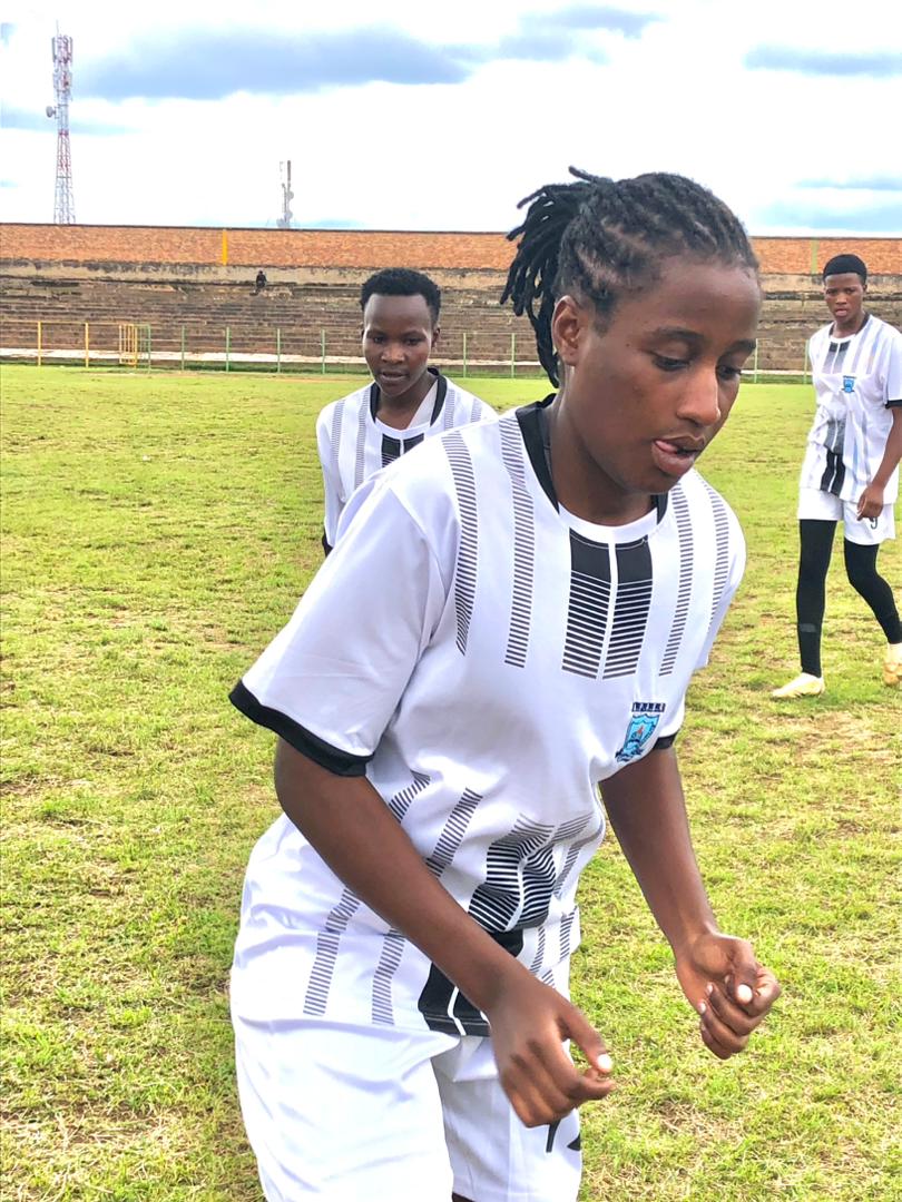 bbkigalifm's tweet photo. 🇷🇼#WomenFootball
#FWPL |MD 19|Today's Results
-Inyemera 0-1 APAER
-Muhazi Utd 0-0 AS Kigali
🏆Race:
1.Rayon Sports 52pts +73
2. AS Kigali 48pts +59
-Rayon Sports isigaje:
🚍Freedom
🚍Muhazi Utd
🏡Fatima WFC
-AS Kigali isigaje:
🏡Fatima WFC
🚍ES Mutunda
🏡Inyemera WFC https://t.co/qk7QwAA7zK