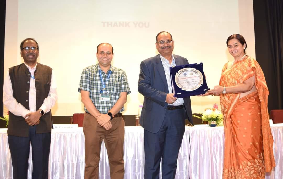 CSIR-IICB celebrated national Science Day on February 28, 2024 with an insightful lecture on the “Role of vaccines in Public Health & Perspectives in Vaccine Development” by Dr. Kapil Maithal, President-Vaccines & Diagnostics, Zydus Lifesciences. @CSIR_IND @VTandon67