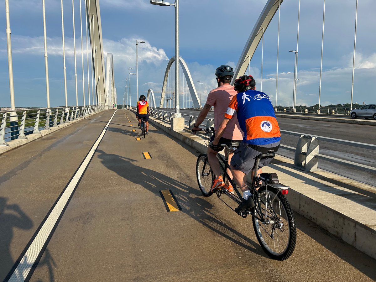 Tandemonium_'s tweet photo. Cyclists Needed! Learn to tandem with the Metro Washington Association of Blind Athletes (MWABA), 4/4 Eastern Market, 5:30-7:30 PM. Rides Thursday nights and weekends in Eastern Market and Bethesda. Sign up at: 
https://t.co/lanIDpBcMx mwaba.inc@gmail.com #BikeDC #BikeMD @WABADC https://t.co/ApDQ0SZKFB