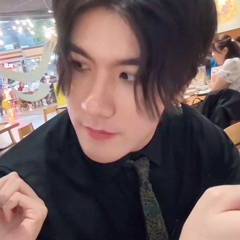 noeypitt's tweet photo. มุกวอ : ไม่มีใครดีเท่าแม่มึงค่ะ
เมฆจิ : แม่มึงก็แม่กู
จบ ที่สุดของชาเล้นนี้ 55555555555555 https://t.co/1hf7TfFhyb