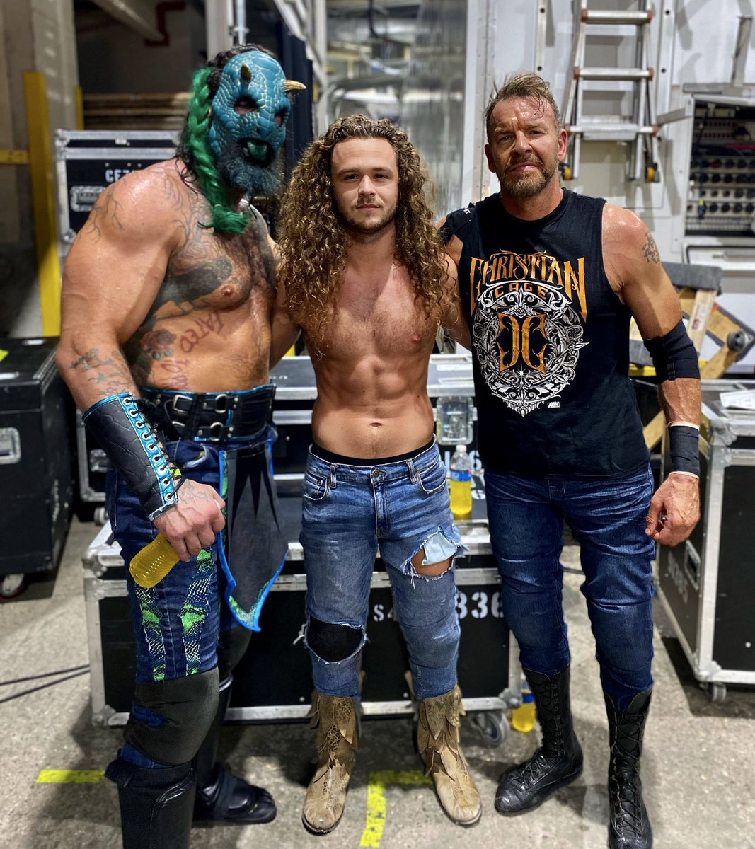 Chupacabra_01's tweet photo. 🎂Happy Birthday to Killswitch! @luchasaurus #Killswitch #Luchasaurus #Vibora #JudasDevlin #AustinDraven #ThePatriarchy #JurassicExpress #AEW #WWE #NXT #ECW #NWA #WCW #TNA #ImpactWrestling #ROH #MLW #LuchaLibreAAA #CMLL #NJPW #ProWrestlingNoah #AJPW https://t.co/KtjGGgJR4S