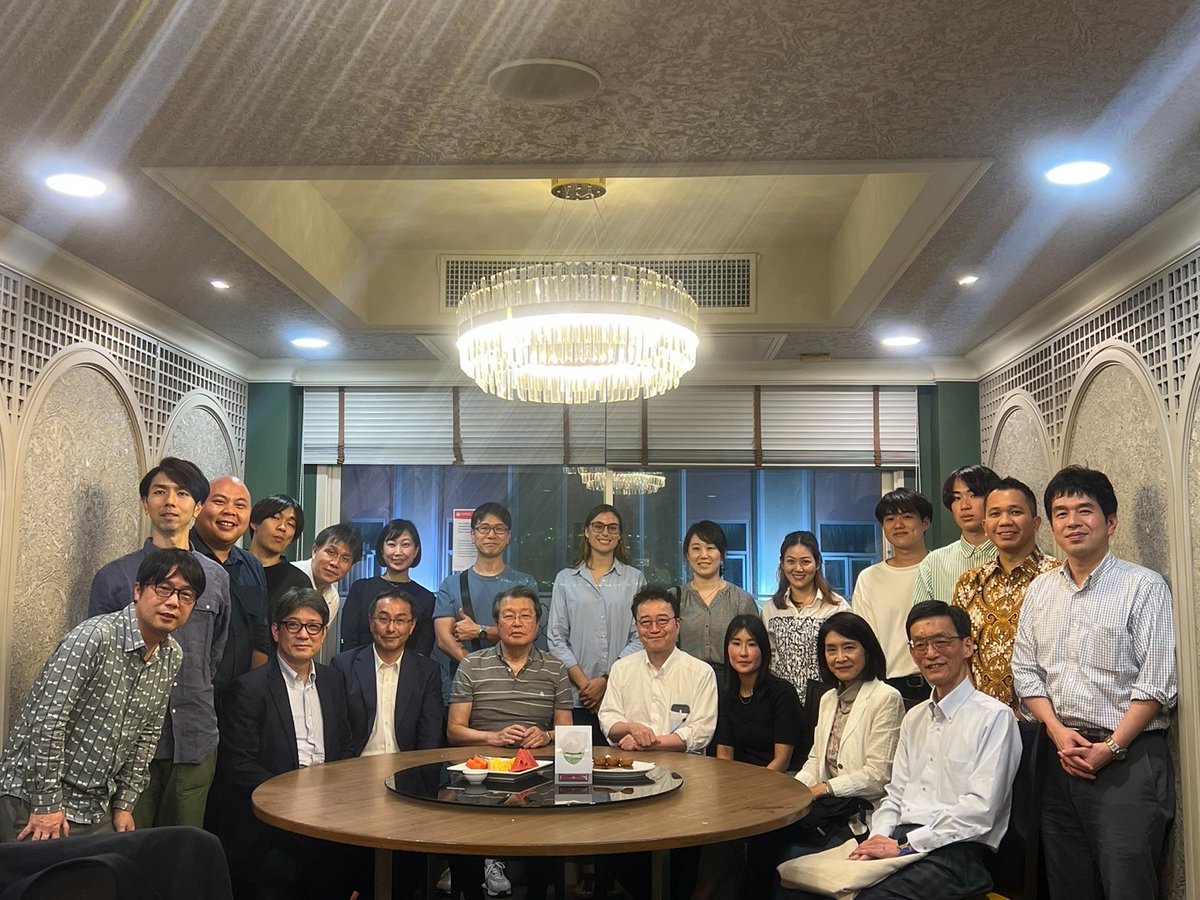 Today we have a nice dinner with Kyushu University officials, professors, and members. This week the event Kyudai Now will be held in Bangkok @KyushuUniv_JP @KyushuUniv_EN
