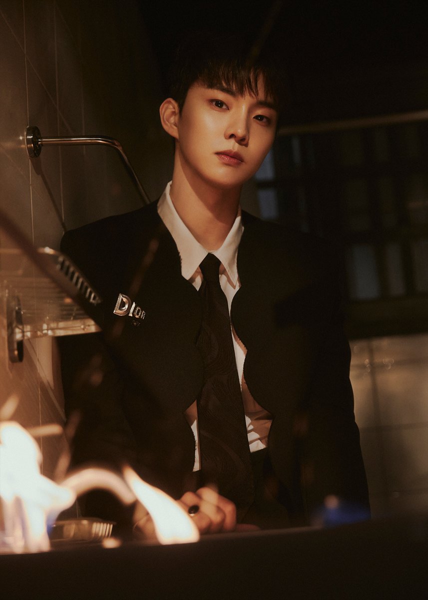 IST_THEBOYZ's tweet photo. THE BOYZ(더보이즈) [PHANTASY] Pt.3 Love Letter Send ver. #Burn Concept Photo

📝 2024.3.18 6PM Release

#THEBOYZ #더보이즈 #PHANTASY #Love_Letter https://t.co/yMGDEumGqg