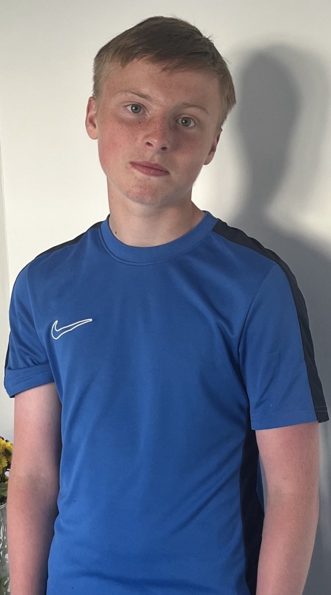 Gardaí are seeking the public's assistance in tracing the whereabouts of Lorcan Meehan (16) who was last seen on Sundrive Road in Dublin 12 shortly after 2pm on Thursday. Lorcan's family and gardaí are concerned for his welfare.
