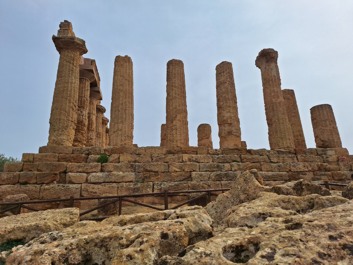 Sehrten1's tweet photo. Today, I went to Agrigento to see some 2500 year old Greek ruins. The drive through central Sicily was very scenic. https://t.co/D2SNPp4nKF