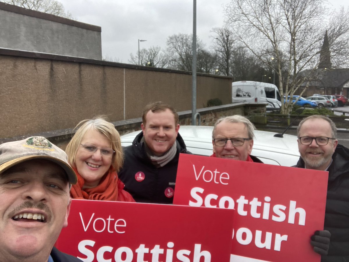 Out in Annan @ScottishLabour doorstep lots of good discussion @DGLabour @LABclydesdale