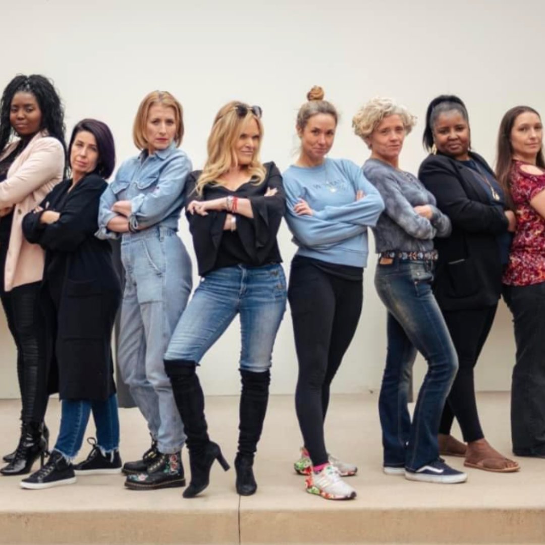Let's amplify each other's voices, champion each other's causes, and celebrate each other's successes. Together, we're an unstoppable force of change, resilience, and inspiration 💖

#lorenlahav #Empowerment  #unleashyourpotential #achievegreatness