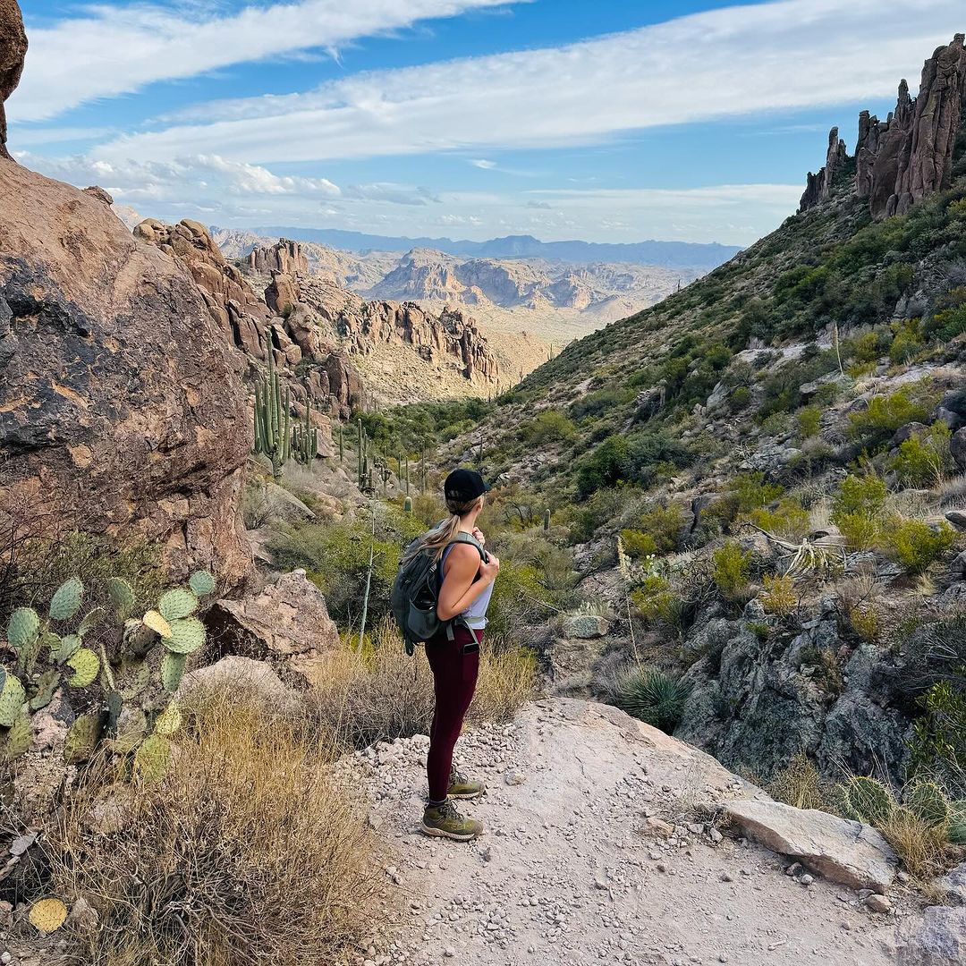 That sounds like an incredible trail! The lush forests,  #meadows #backpackaddict #hikeformentalhealth #azhiking #amazingarizona