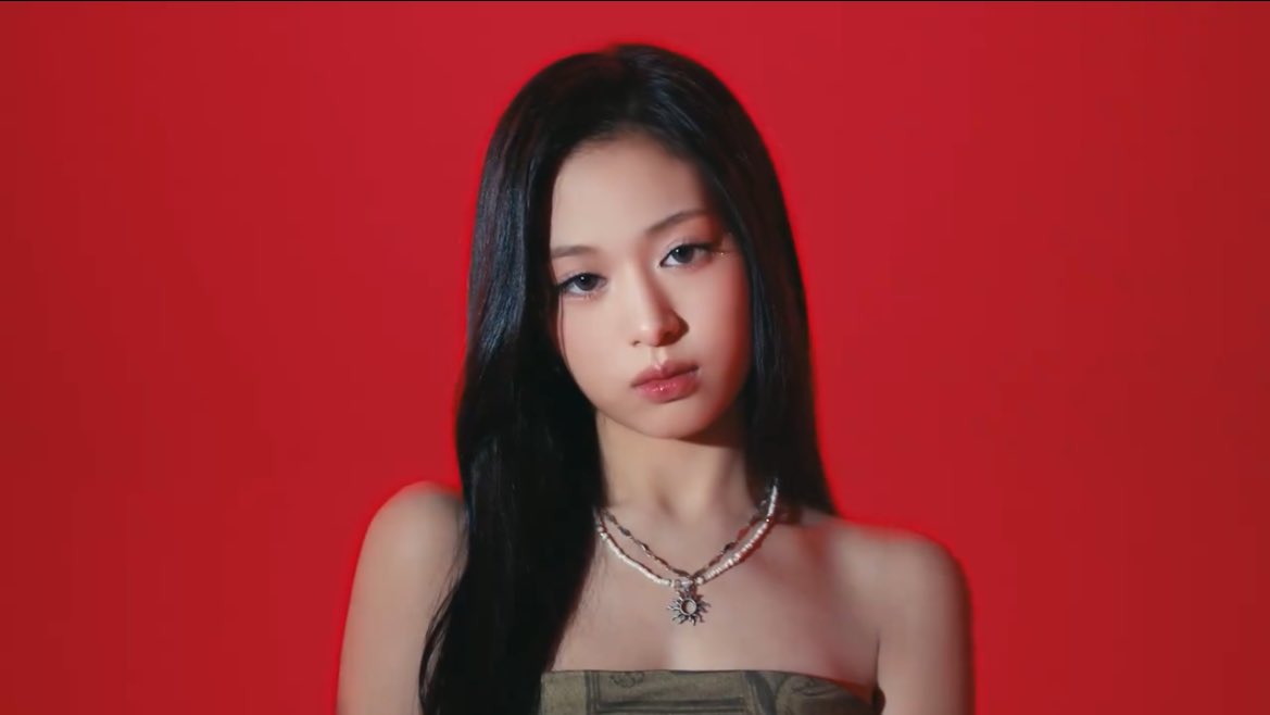 MY GOD MISS JUNG AHYEON???