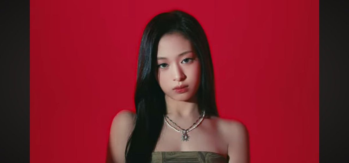 -star ADA AHYEON COYYYY 😭😭😭😭😭😭