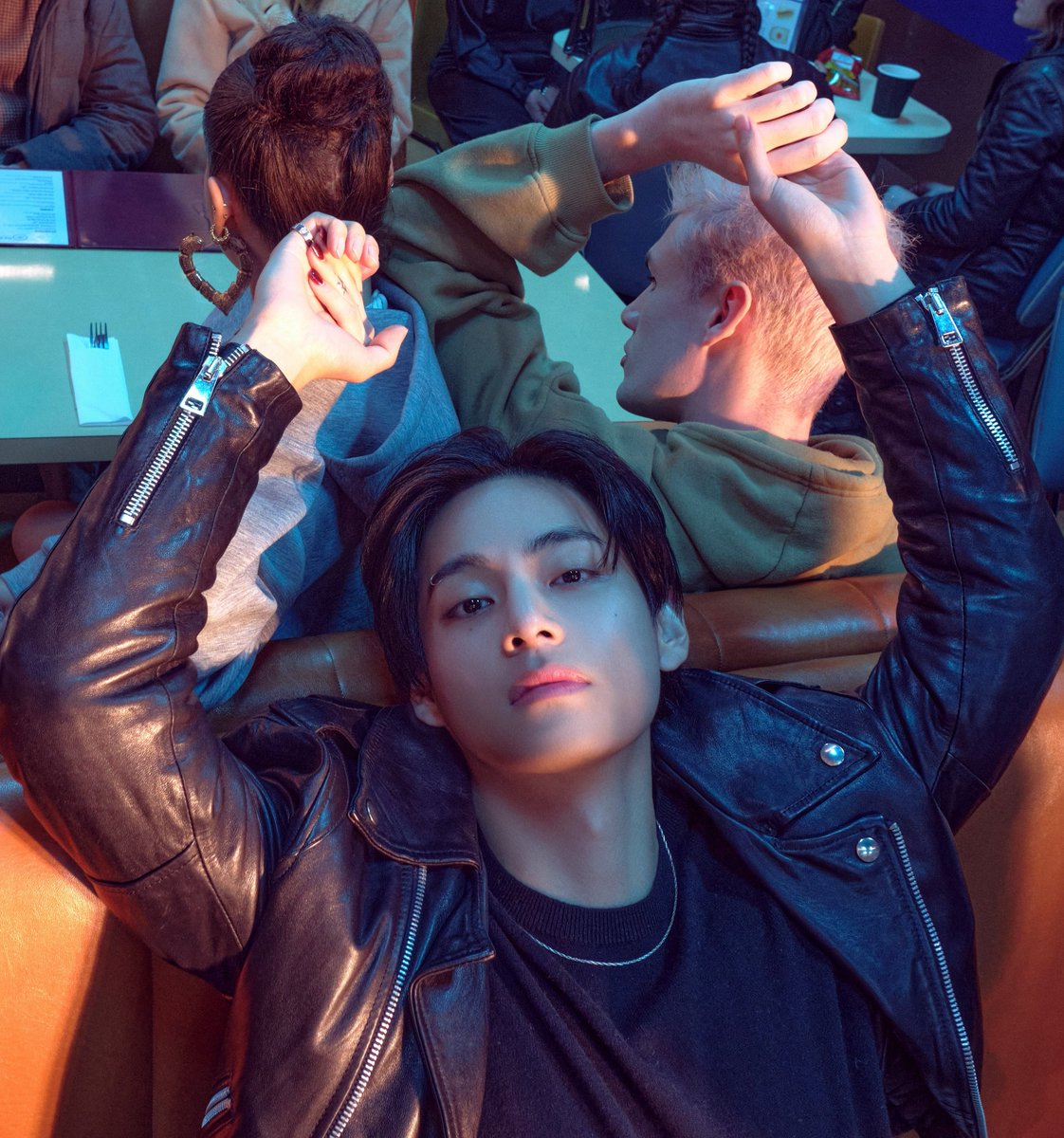 archivefortae's tweet photo. KIM TAEHYUNG??!! https://t.co/1OwYTdSEQH