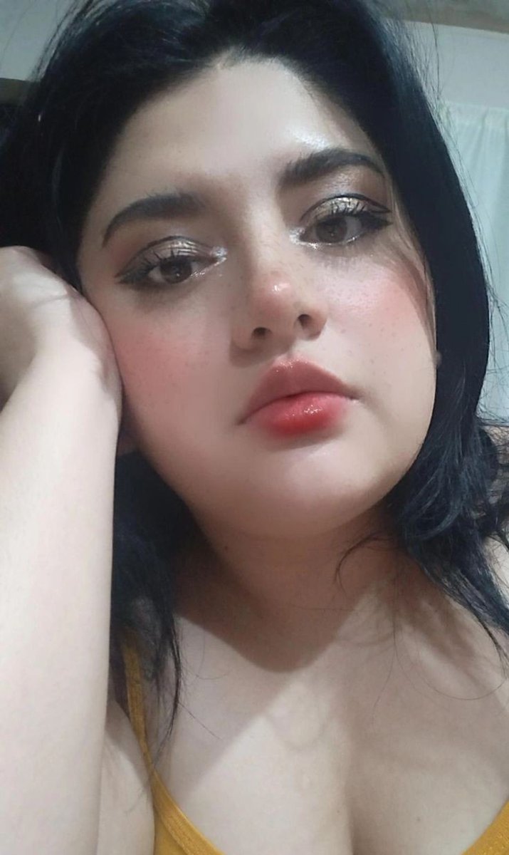 میں اداس ہوں 🥺
کوئی مجھے خوش کر دے 😍