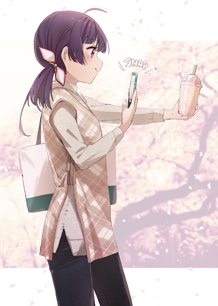 fujinami (kancolle) 1girl solo phone cellphone ahoge purple hair holding phone  illustration images