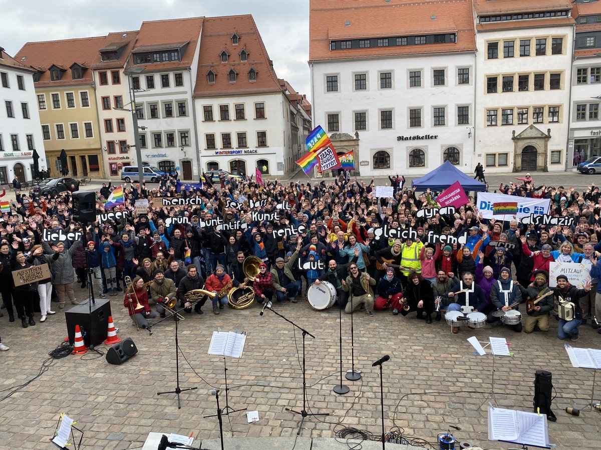 #Freiberg Danke für die Einladung ❤️❤️❤️ #Demokratie hat ein Gesicht! Und zwar Eures!