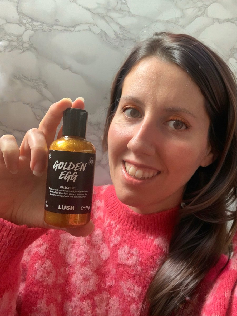 Hey! At <a href="/lushschweiz/">LUSH Schweiz</a> is available the new Easter Collection. This is one of the gorgeaus products, a gold shower gel 😍 <a href="/lushsuisse/">LUSH Suisse</a> <a href="/lushsvizzera/">LUSH Svizzera</a> #eastercollection #lushlower #lushsvizzera #lushsuisse #lushschweiz