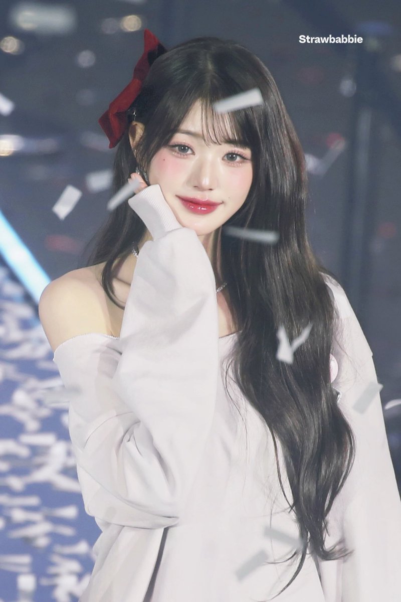 𝑺𝒕𝒓𝒂𝒘𝒃𝒂𝒃𝒃𝒊𝒆🍓 tweet media