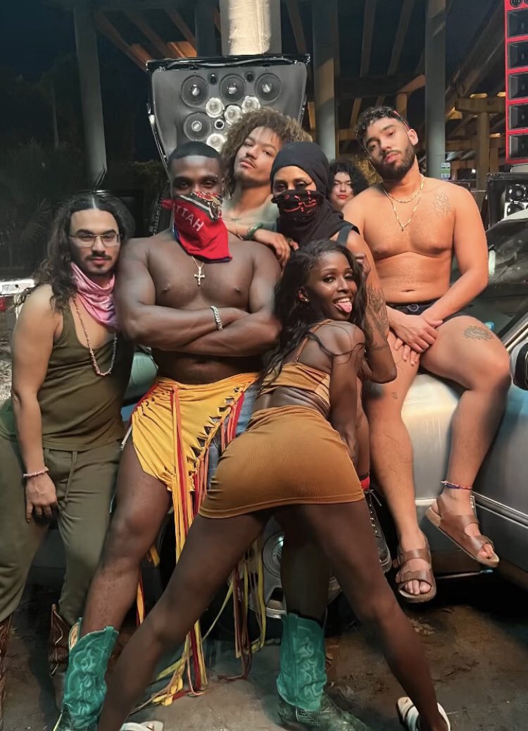 MEU DEUS ELA VAI SERVIR A NOVA MACHIKA