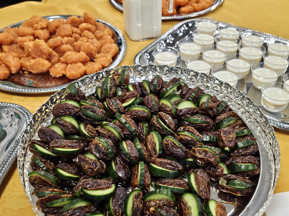 safia_shahid's tweet photo. A pleasure to be back in Birmingham to deliver a talk on ‘Ramadan: Striving for Spiritual Excellence’ and meet wonderful sisters alhamdulillah. May Allah reward the organisers and attendees for such a beautiful event. https://t.co/25c9sInXXE