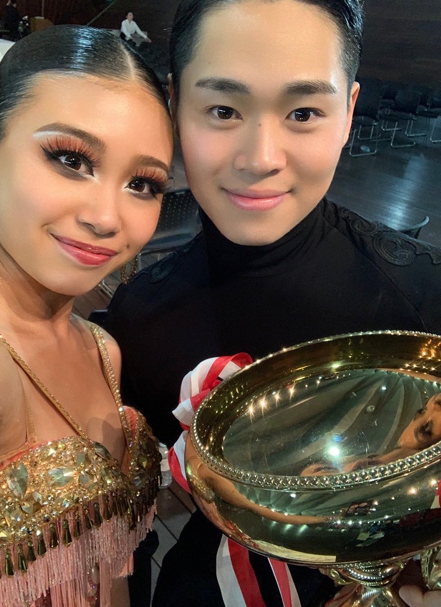 DancerHonami's tweet photo. We start our new dance journey✨

この度、渡辺安登さんとダンスキャリアをスタートしました
渡辺・三喜組を応援していただけるとありがたいです。よろしくお願いいたします🙏🏻🤍

#社交ダンス #競技ダンス #ダンス #デビュー戦 https://t.co/PDUVoCJiKG