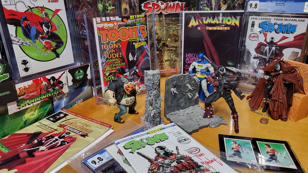 TheSpawnHunter's tweet photo. It's that time to organize the new items added to The SpawnHunter Collection. It's a tedious job, but someone has to do it. #Spawn #SpawnHunter #Comics #collection #ACTIONFIGURES #McfarlaneToys #SpawnCollection https://t.co/Dymh2NiBPP
