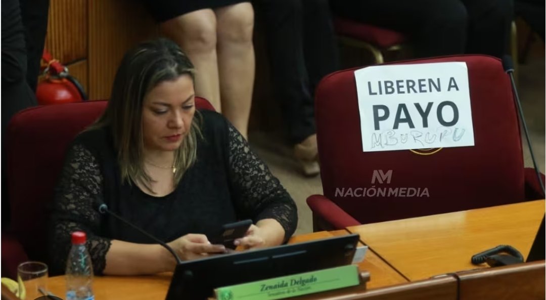 LilileGonzalez's tweet photo. Mentir y traicionar al electorado tiene que estar penado con expulsión y cárcel.

Si la persona a quien confié mi voto traiciona mi confianza y esperanza, querré verla FUERA DEL CONGRESO Y EN LA CÁRCEL, no disfrutando del sueldo q sale de mi bolsillo y haciendo abuso de poder. https://t.co/PIUs7zwke1