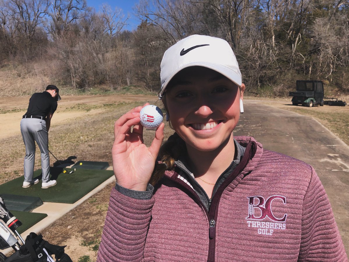 RunningGhost2's tweet image. It was great to see Elly on the course again.  She played great in the Haskell Duel!