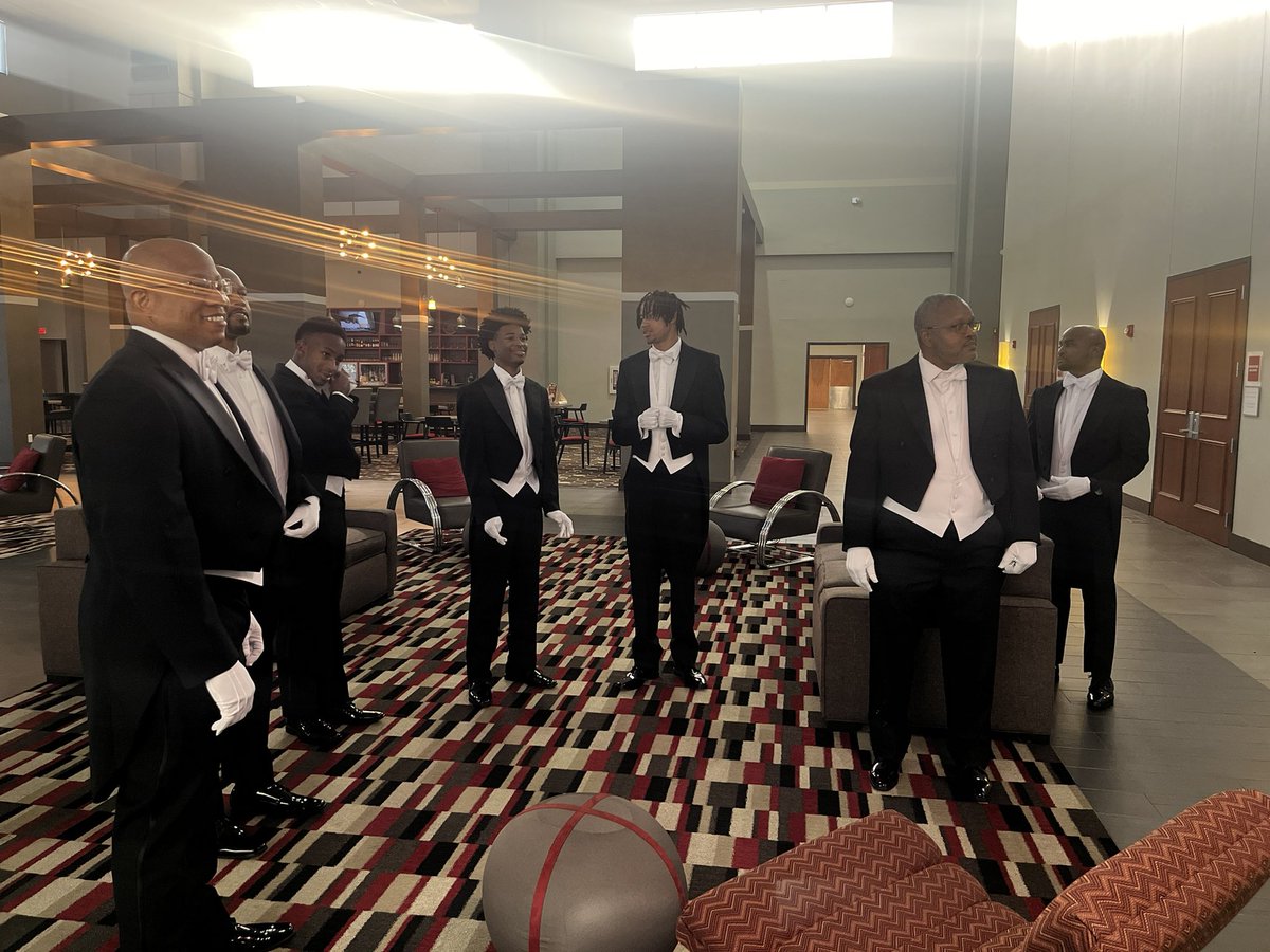 mikefezee's tweet image. So proud of Michael!! Last Night he was apart of The AKA Debutant Ball.  He had the opportunity to escort The 2024 Debutant Ms Kennedy Potts, it’s been a long six months but we made it. Way to stick with it &amp;amp; followed through. Love you son&amp;amp; I’m proud of you! #michaelfieldsjr