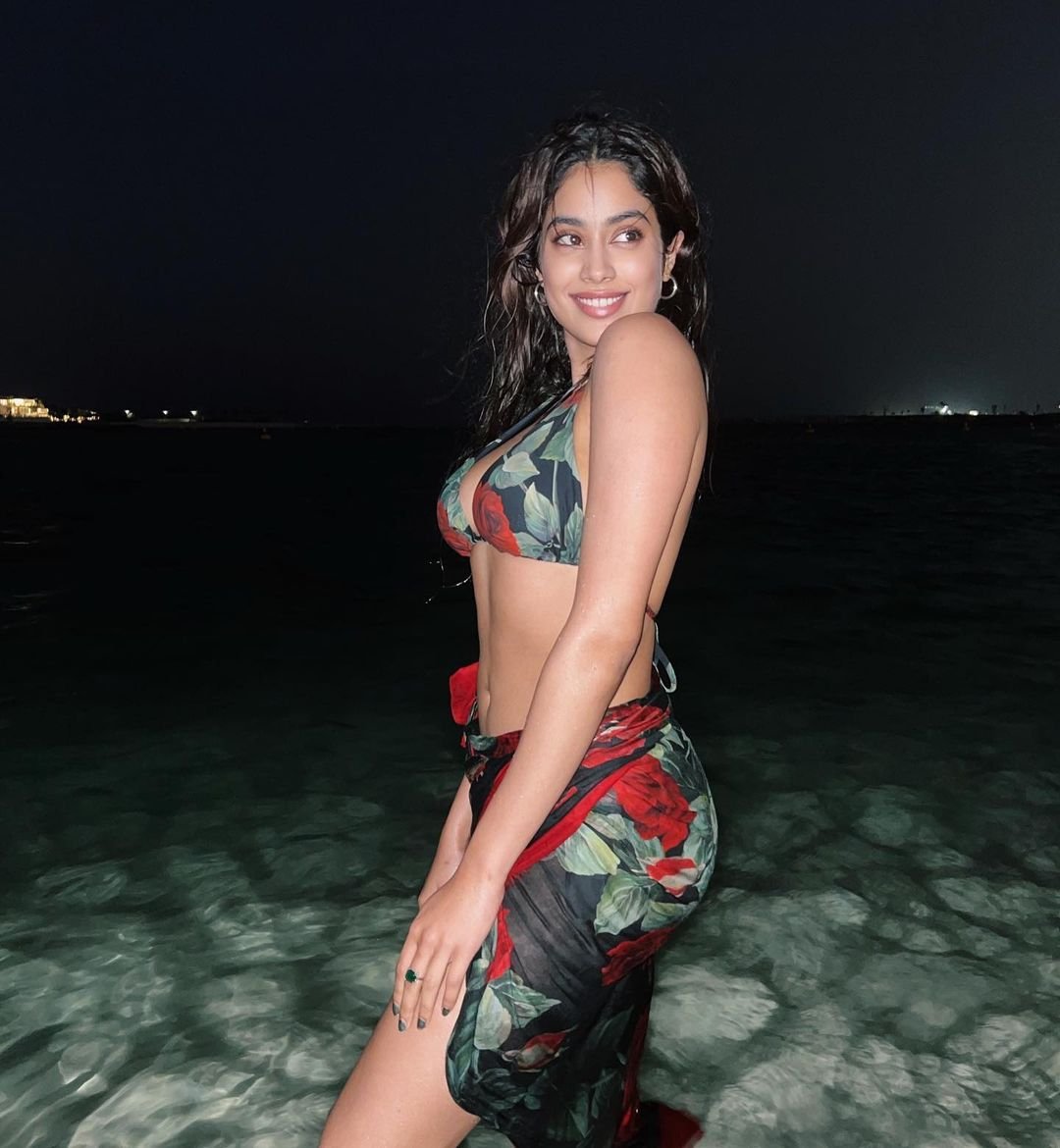 jhanvikapoor_'s tweet photo. https://t.co/2eX59xF8hb