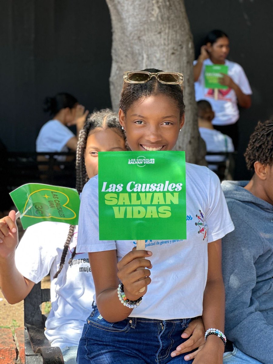 rd3causales's tweet photo. Venir a exigir una vida libre de violencia es un acto de amor #SumaTuPoder #8M #8MLoPersonalEsPolitico https://t.co/52BtJshFY3