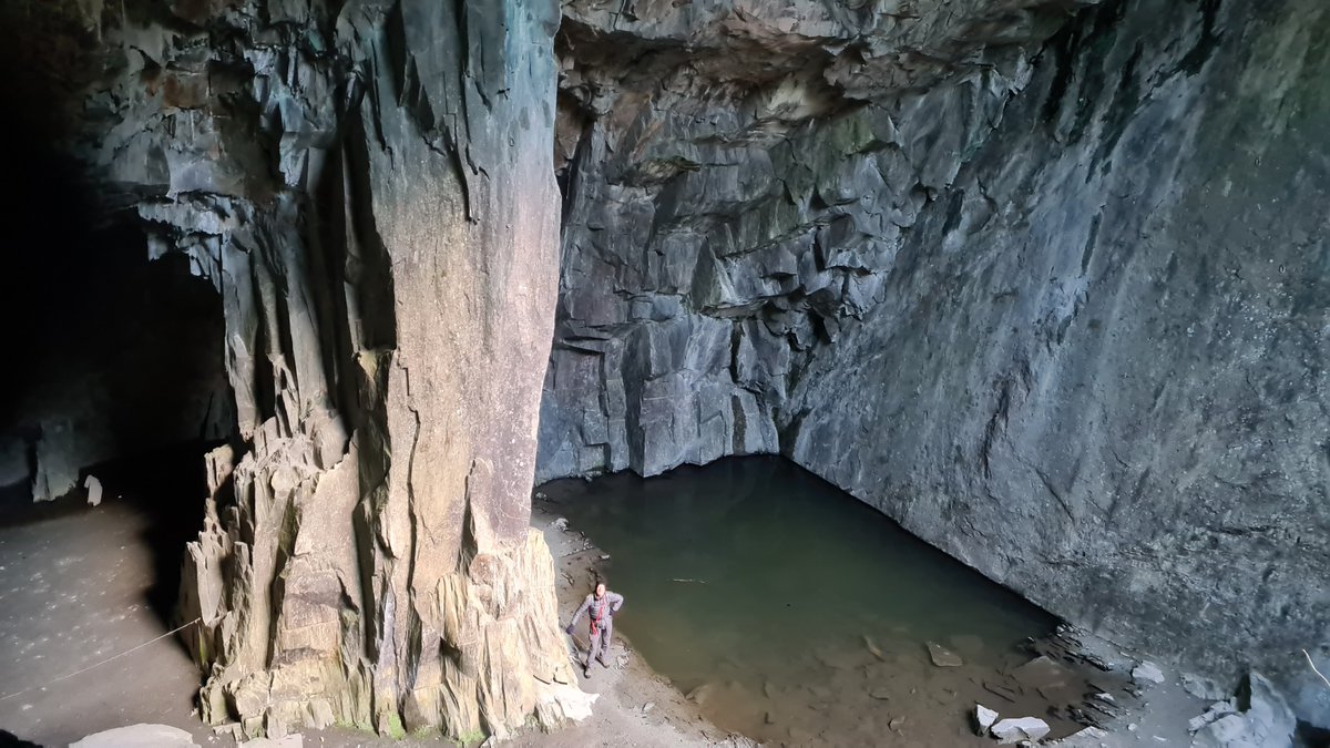 A long time coming, but I have a new post! Cathedral Cave in the Lake District is an unexpected and breathtaking landmark. It is definitely worth checking out. abfabtravels.com/cathedral-cave… #LakeDistrict #cave #NationalPark