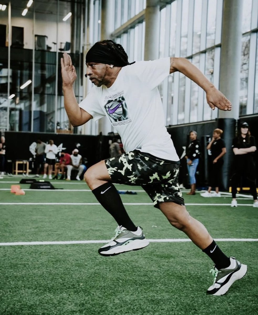 When the Illuminati wants you to wear a dress