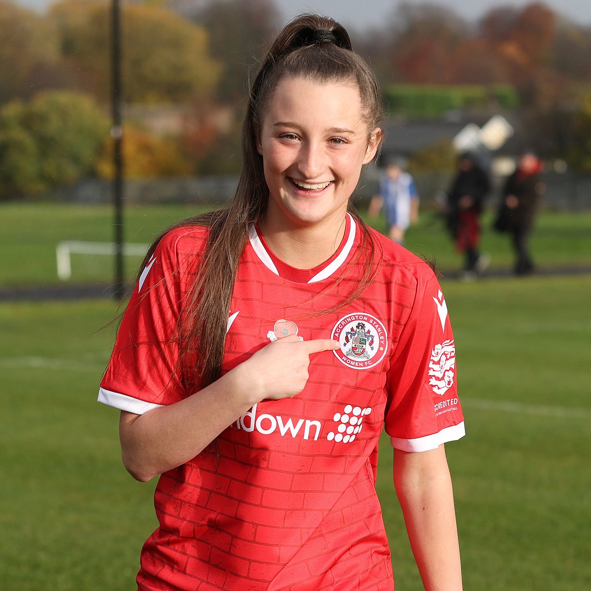 ASWFCofficial's tweet photo. GOAL! Meg Rodriguez volleys home from a Stanley corner to make it 5-0!

#ASWFC 🔴 5-0 🔵 #PenrithAFCLadies https://t.co/qt9IwiI7St