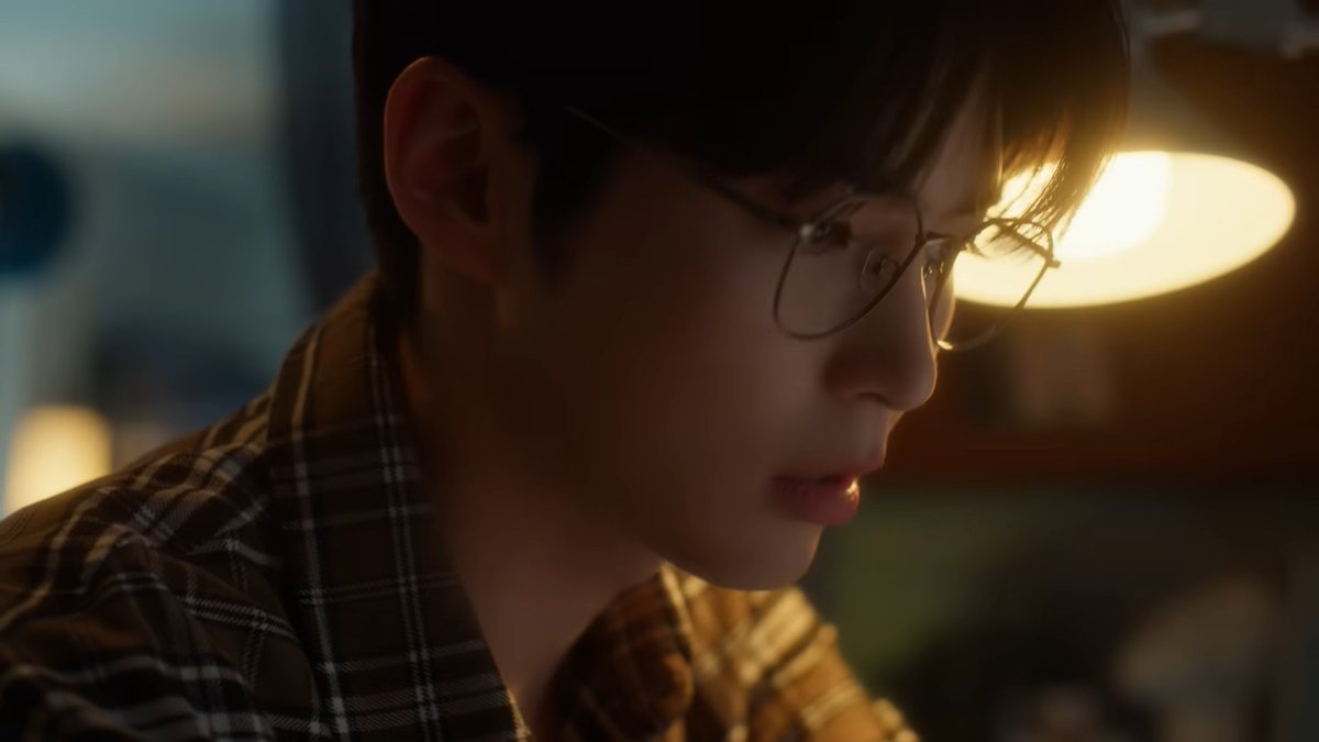 minminkimmm's tweet photo. Architecture student Hanbin 😍

#ZEROBASEONE #ZB1 #ZBTV #OurSeason #OurSeason_StreamingEvent https://t.co/rdazLDtQZy