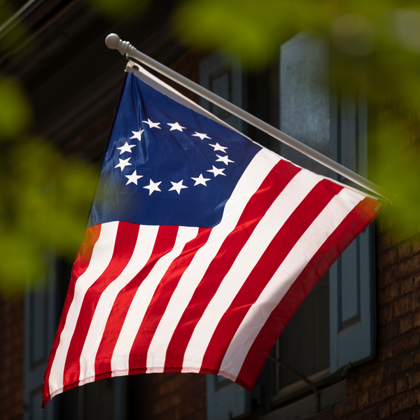 gsnj_org's tweet photo. Many women played crucial roles during the Revolutionary War in NJ. Do you have an ancestor who contributed? Share her story with us. #RevolutionaryWarHeroines #NJLegacy https://t.co/fxLgDoexqD