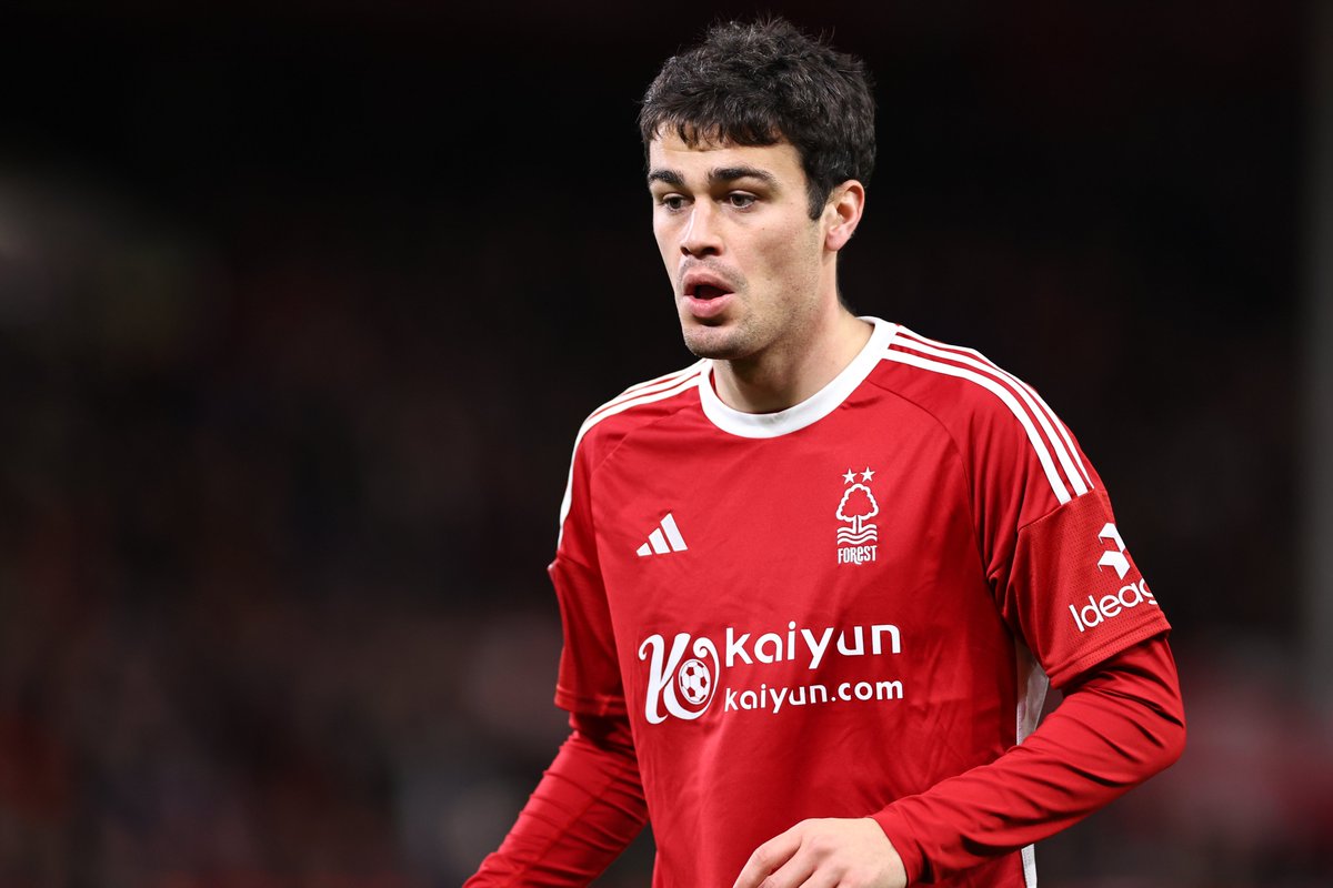 CBSSportsGolazo's tweet photo. Gio Reyna was not on the team sheet, nor the injury list today as Nottingham Forest lose 1-0 to Brighton 🫤

The 21-year-old American on-loan from Dortmund has only played 39 minutes for the club 😬 https://t.co/0RJfM2yWi4