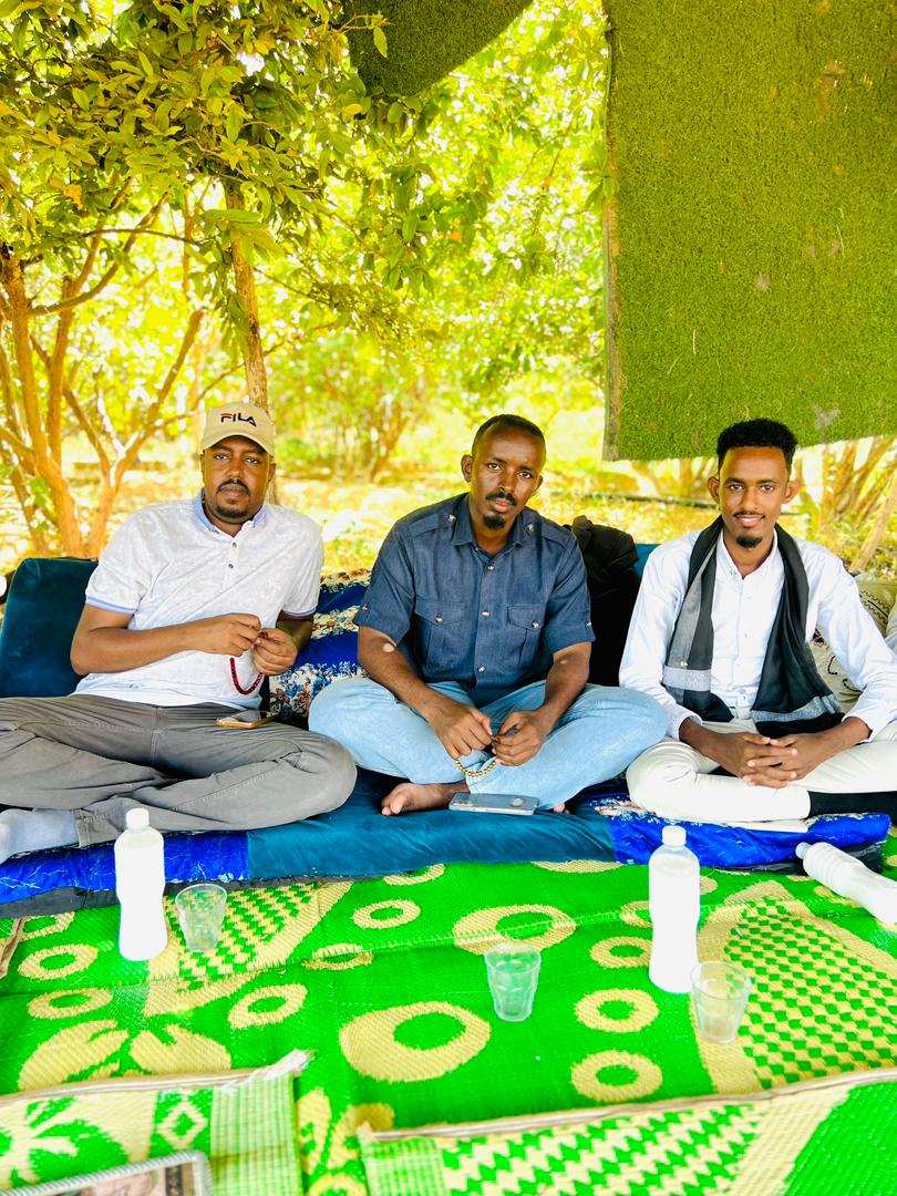 PRIkhaatumo's tweet photo. The Peace and Research Institute (PRI) convened a crucial meeting at Waqdari Farms to tackle the challenges of post-war reconstruction and youth engagement in Lasanod. Discussions focused on rebuilding infrastructure, empowering youth, and addressing issues such as drug abuse https://t.co/90uGEsgGb7