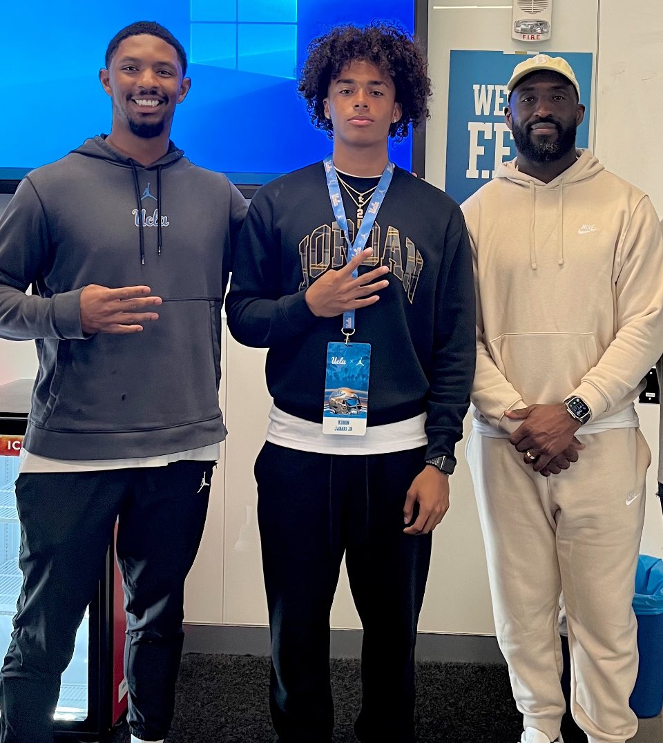 UCLA Offered!!! And after a GREAT unofficial visit… I will be COMMITTING‼️ UCLA is HOME🔵🟡 @DeShaunFoster26 @UCLAFootball @imalloe @KodiWhitfield @brian_ohana5 @JetsonBland @GregBiggins @adamgorney @BrandonHuffman @ChadSimmons_ @B2GSports @premiumsportsla @chaparralpumafb