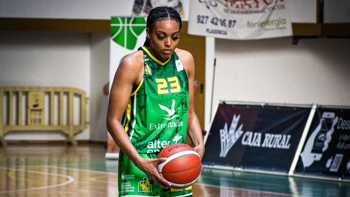 CompeticionesFEB (@competicionfeb) on Twitter photo ⛹️♀️ MVP #LFChallenge: ¡Estas han sido las mejores jugadoras de la 🇯2️⃣5️⃣!
1️⃣ <a href="/sara_vujacic/">S A R A 🦋✨</a> - <a href="/CBClaret/">Picken Claret</a>
2️⃣ <a href="/maria_espin_ds/">Maria Espin</a> - <a href="/cbalcobendas/">Baloncesto Alcobendas</a>
3️⃣ <a href="/BreamberS/">Bre</a> - <a href="/cb_alqazeres/">Alter Enersun Al-Qázeres Extremadura</a>
4️⃣ M. Barata - <a href="/CBClaret/">Picken Claret</a>
5️⃣ <a href="/maareixonss/">Maar❤️🔥</a> - <a href="/LimaHortaBasket/">Lima Horta Bàsquet</a>
🖐 Quinteto ideal ⬇
feb.es/2024/3/10/balo… ⛹️♀️ MVP #LFChallenge: ¡Estas han sido las mejores jugadoras de la 🇯2️⃣5️⃣!
1️⃣ <a href="/sara_vujacic/">S A R A 🦋✨</a> - <a href="/CBClaret/">Picken Claret</a>
2️⃣ <a href="/maria_espin_ds/">Maria Espin</a> - <a href="/cbalcobendas/">Baloncesto Alcobendas</a>
3️⃣ <a href="/BreamberS/">Bre</a> - <a href="/cb_alqazeres/">Alter Enersun Al-Qázeres Extremadura</a>
4️⃣ M. Barata - <a href="/CBClaret/">Picken Claret</a>
5️⃣ <a href="/maareixonss/">Maar❤️🔥</a> - <a href="/LimaHortaBasket/">Lima Horta Bàsquet</a>
🖐 Quinteto ideal ⬇
feb.es/2024/3/10/balo…