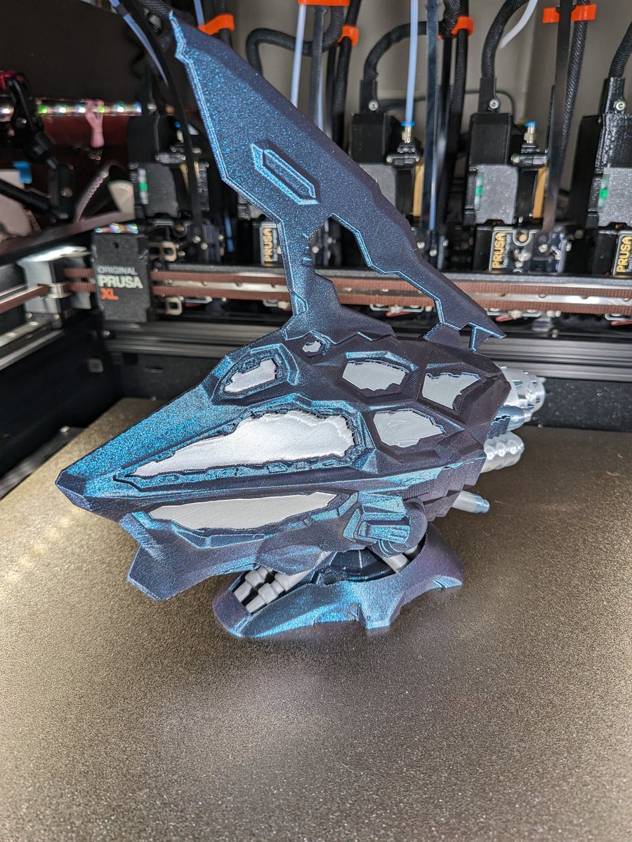 3D printed IB-CO3H: HAL 826 head unit from <a href="/armoredcore/">ARMORED CORE</a> 
Sculpted by <a href="/DanteZuck/">Babies With Knives</a> for <a href="/fotismint/">Fotis Mint Studios</a> 
Printed in Burnt Titanium from <a href="/sparta3d/">sparta3d</a> 
#3dprinted #3dprinting #ARMOREDCORE