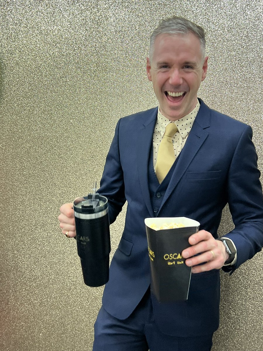 It’s nearly #Oscars time! Please watch the red carpet live from 9pm on <a href="/ITVX/">ITVX</a> and the ceremony live with <a href="/wossy/">Jonathan Ross</a> from 10.15pm on <a href="/ITV/">ITV</a> 1 🏆 🍿 🤩