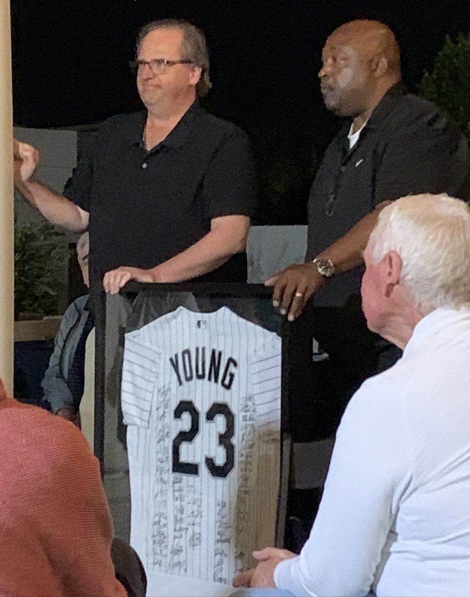 MDGonzales's tweet photo. Touching tribute last night as a Celebration of Life was held for @whitesox scout Bill “Yogi” Young. Dan Fabian and Joe Butler presented framed jerseys with signatures of Sox players to Yogi’s widow and daughter. No. 23 represents Yogi’s years with Sox. https://t.co/4vJv9F4eTW