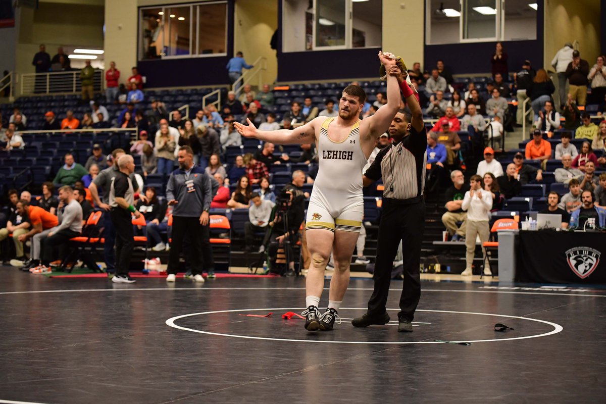 Plenty to celebrate on Saturday!

Full gallery from day 2 at EIWAs:  lehighsports.com/galleries/wres…

#GoLehigh #ThisIsMarch