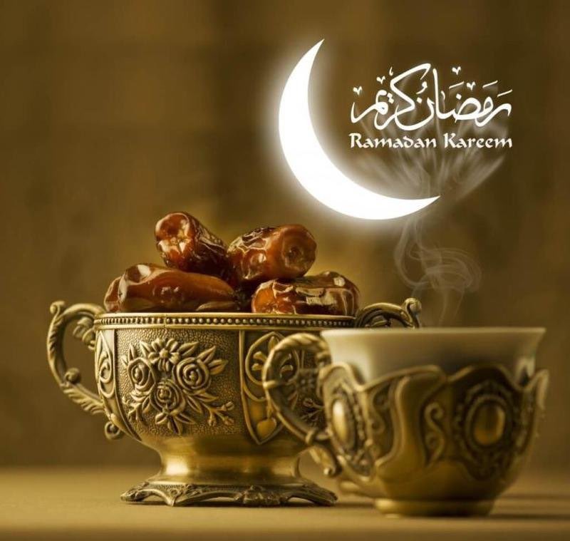ابارك لكم قدوم الشهر الفضيل شهر #رمضان أعاننا الله وإياكم فيه على الصيام والقيام ويتقبل منا ومنكم صالح الأعمال ويختمه علينا وعليكم بالرحمه والغفران . #شهر_مبارك