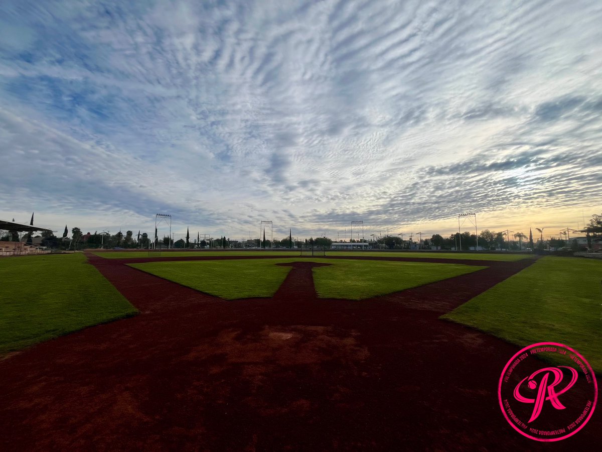 ElSoldelCentro_'s tweet photo. #BEISBOL | La pretemporada de @RielerosDeAgs marcha a toda máquina, el grupo de peloteros comandado por Enrique “Che” Reyes comienza a tomar forma 🚂
Información en #ElSoldelCentro 👉 https://t.co/mxE4FnIsH2
📸Cortesía | Rieleros de #Aguascalientes https://t.co/eu7fF7rV1v