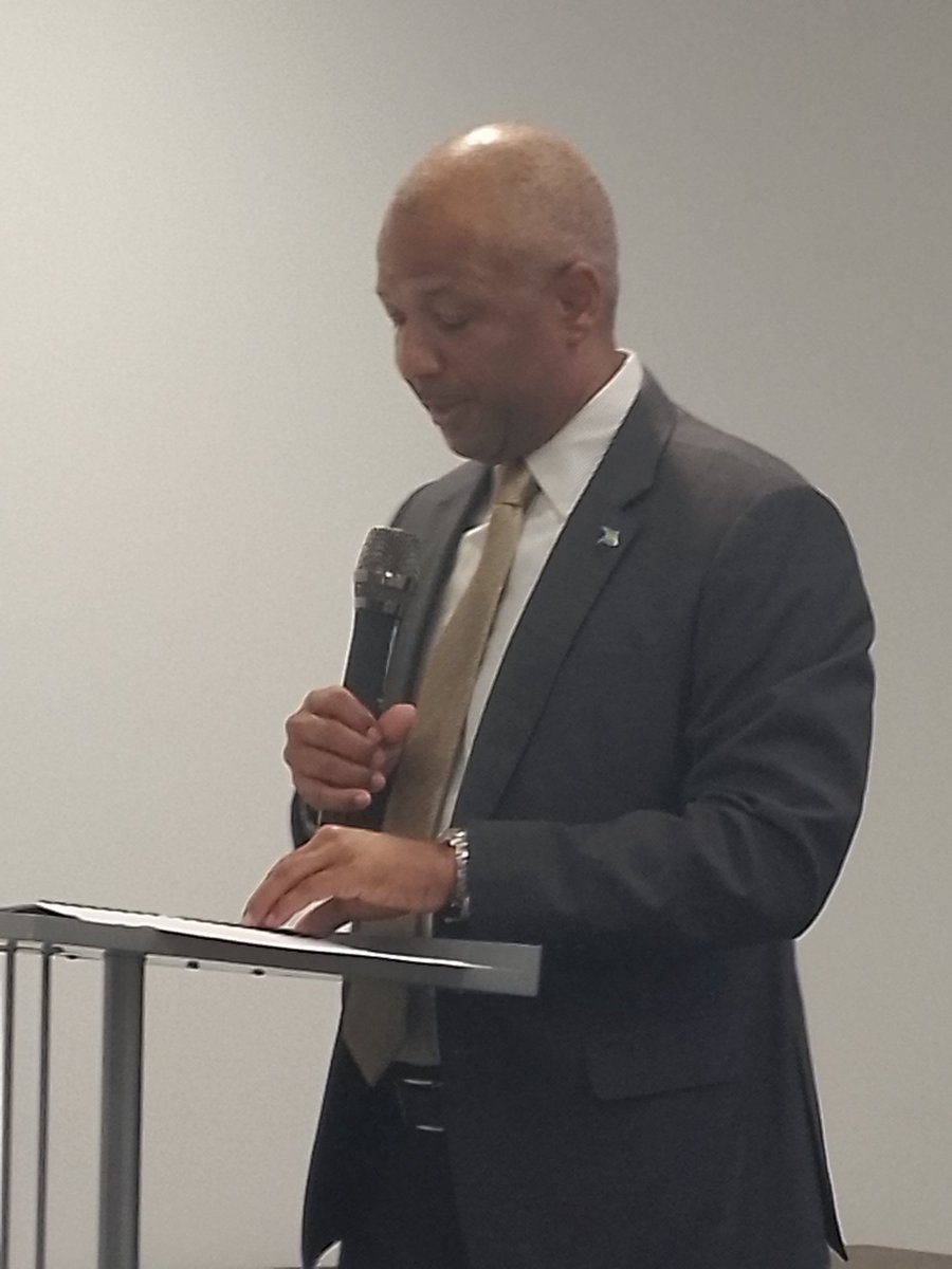 Mashobane61's tweet photo. The Commonwealth hosting an interesting panel session on gender machineries in engaging efforts 2end GBVF. The conversation includes a focus on gender &amp; climate change. A lot of work is underway to buttress gender transformative approaches. @SonkeTogether @MenEngageAfrica #CSW68 https://t.co/7bSsJduQEI