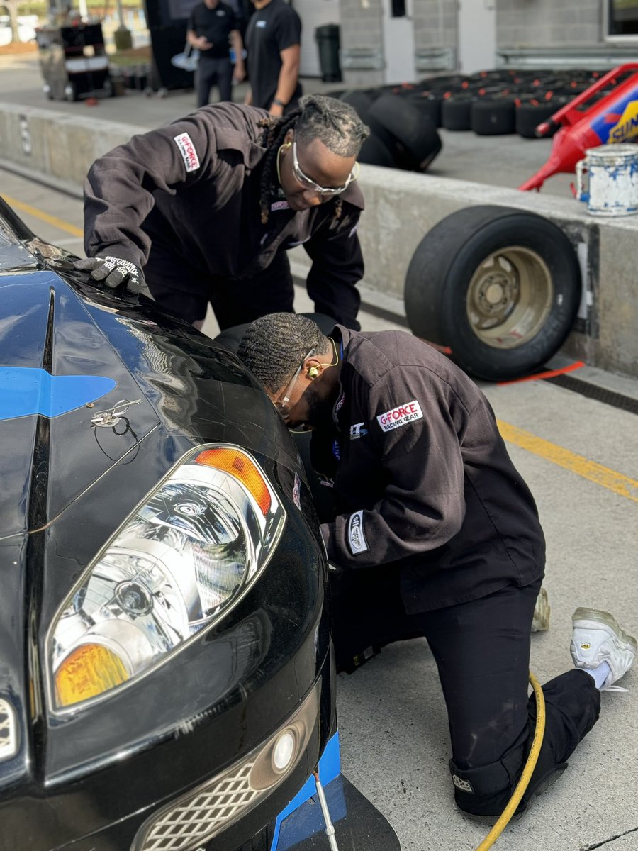 Ryan C. Nelson tweet media