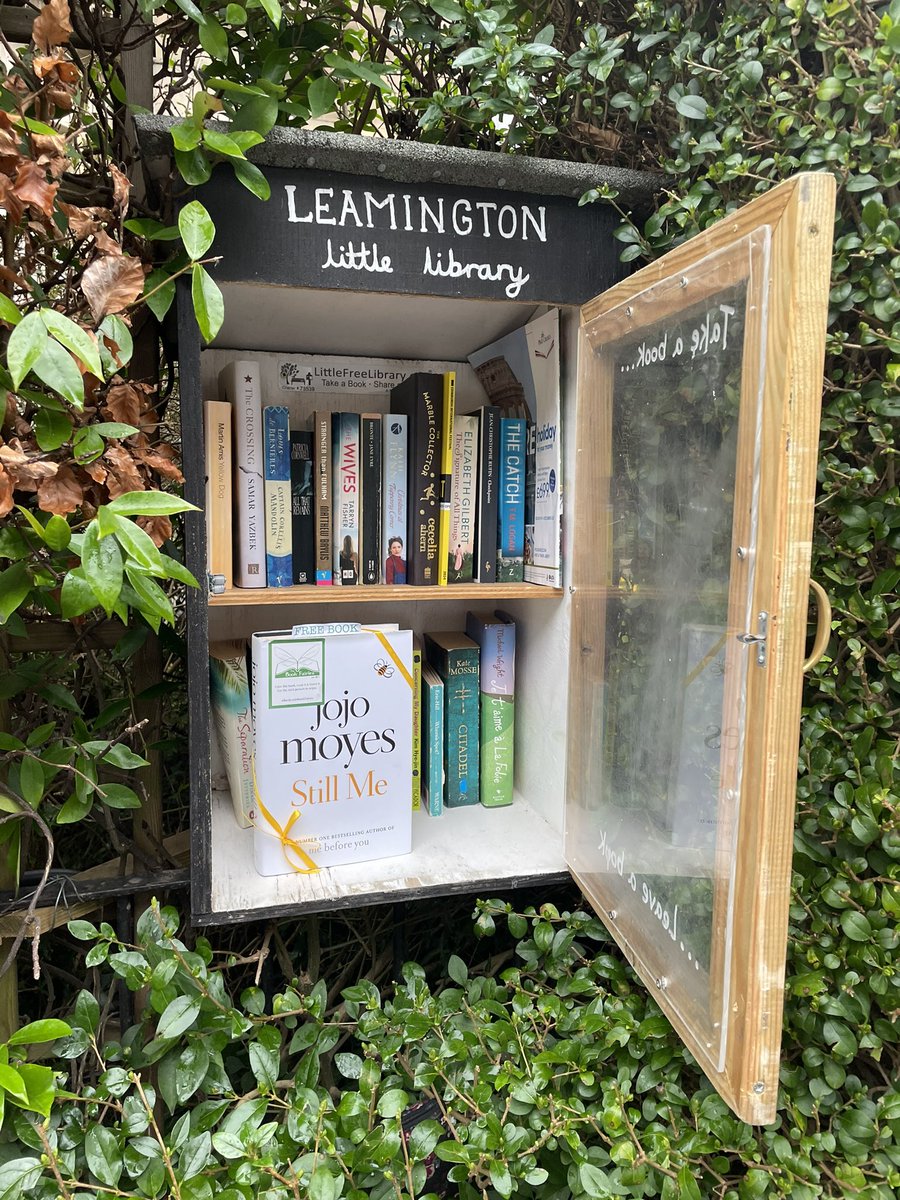 The Book Fairies are celebrating their 7th birthday all weekend! This copy of  Still Me by Jojo Moyes has been hidden by an #Edinburgh book fairy today… 

Did you find it?

#ibelieveinbookfairies #BookFairyBirthday #TheBookFairiesTurn7
#Bruntsfield