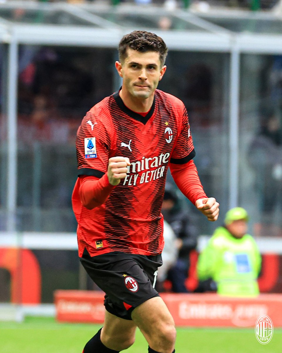 What is a kilometer?! 🤪🇺🇸

#MilanEmpoli #SempreMilan